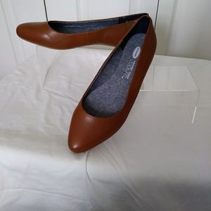 "New" Brown Flats
